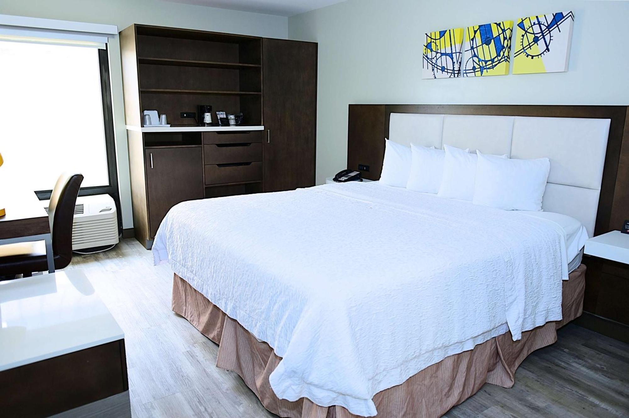 The Surestay Collection By Western Hotel Addison
